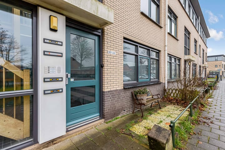 Foto 32 van Jacques Tatilaan 61