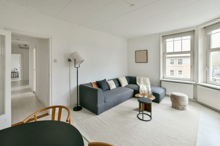 Foto 3 van Adriaan van Bergenstraat 8-3