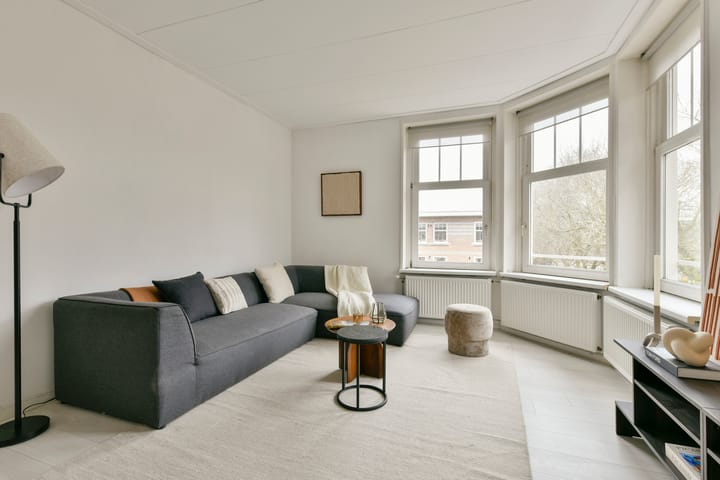 Foto 4 van Adriaan van Bergenstraat 8-3