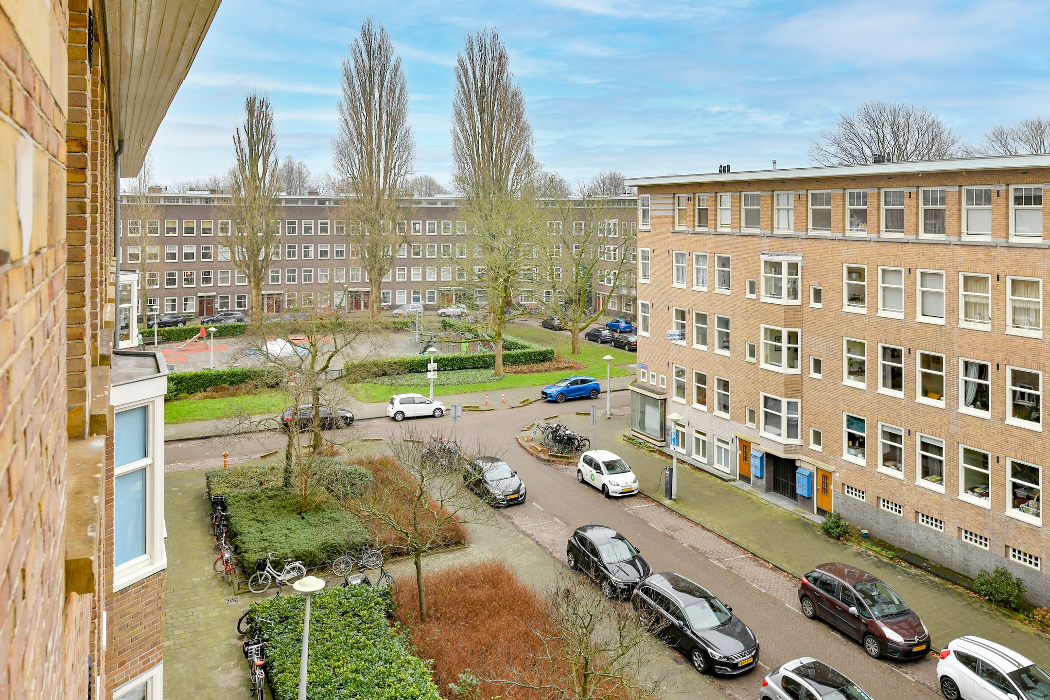 Foto 15 van Adriaan van Bergenstraat 8-3