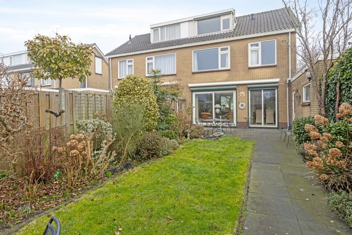 Foto 30 van Weidesingel 16