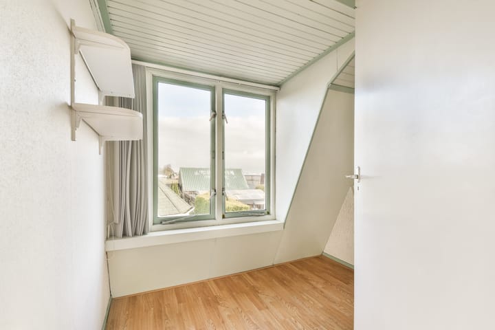 Foto 19 van 3e Poellaan 59