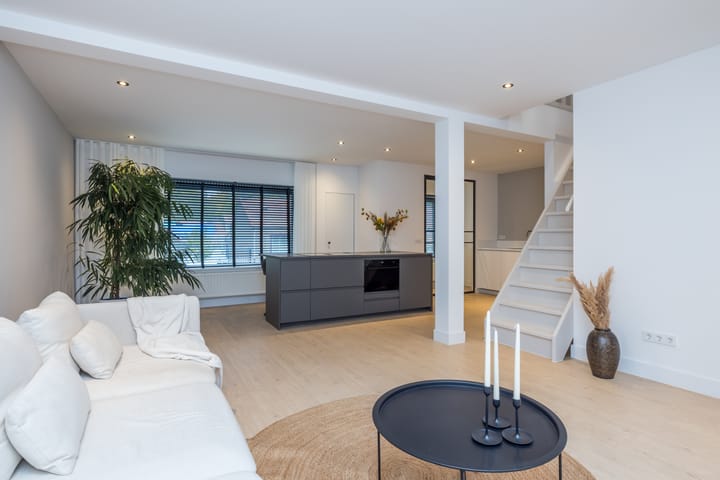 Foto 2 van Leeuwerikstraat 35