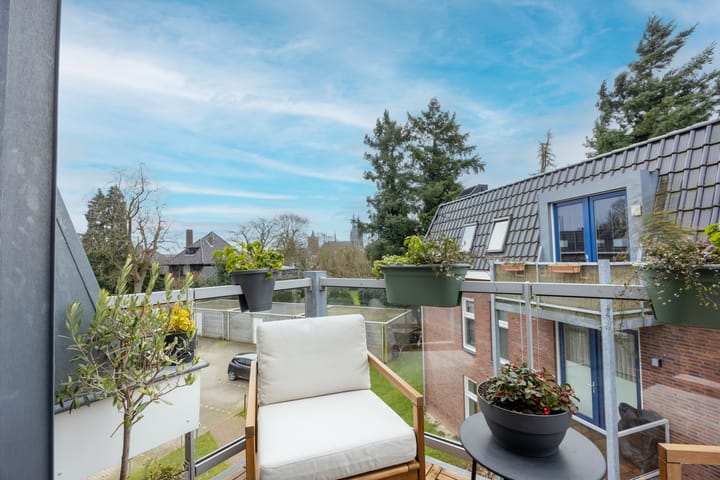 Foto 13 van Zwaanstraat 166