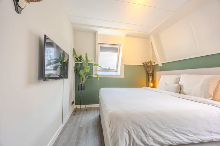 Foto 18 van Zwaanstraat 166