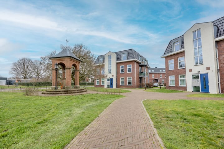 Foto 34 van Zwaanstraat 166