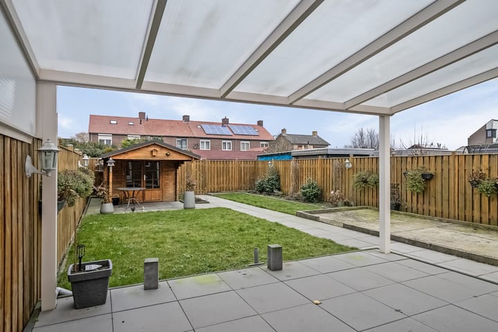 Foto 32 van Van Montfortstraat 10