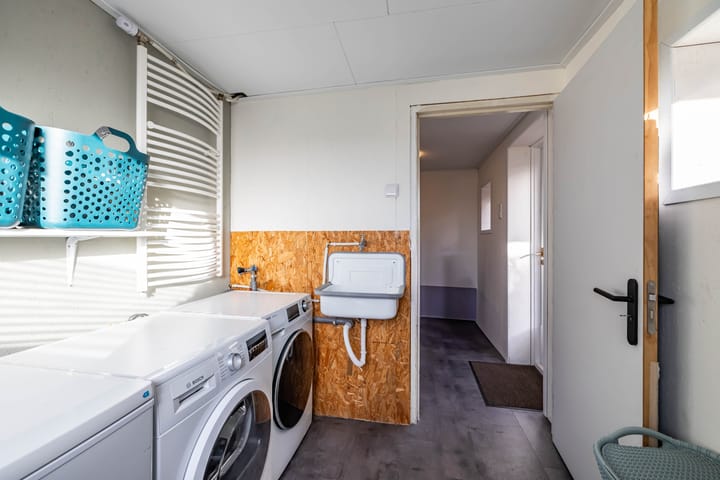 Photo 24 of Middenstraat 42