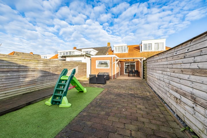 Photo 33 of Middenstraat 42