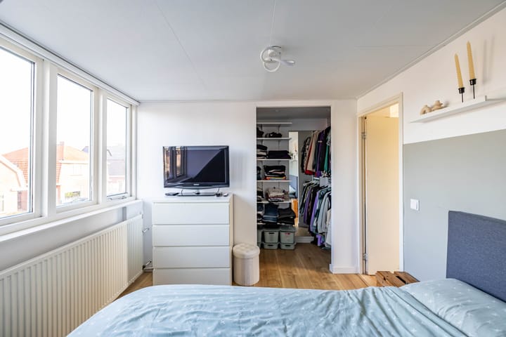 Photo 44 of Middenstraat 42