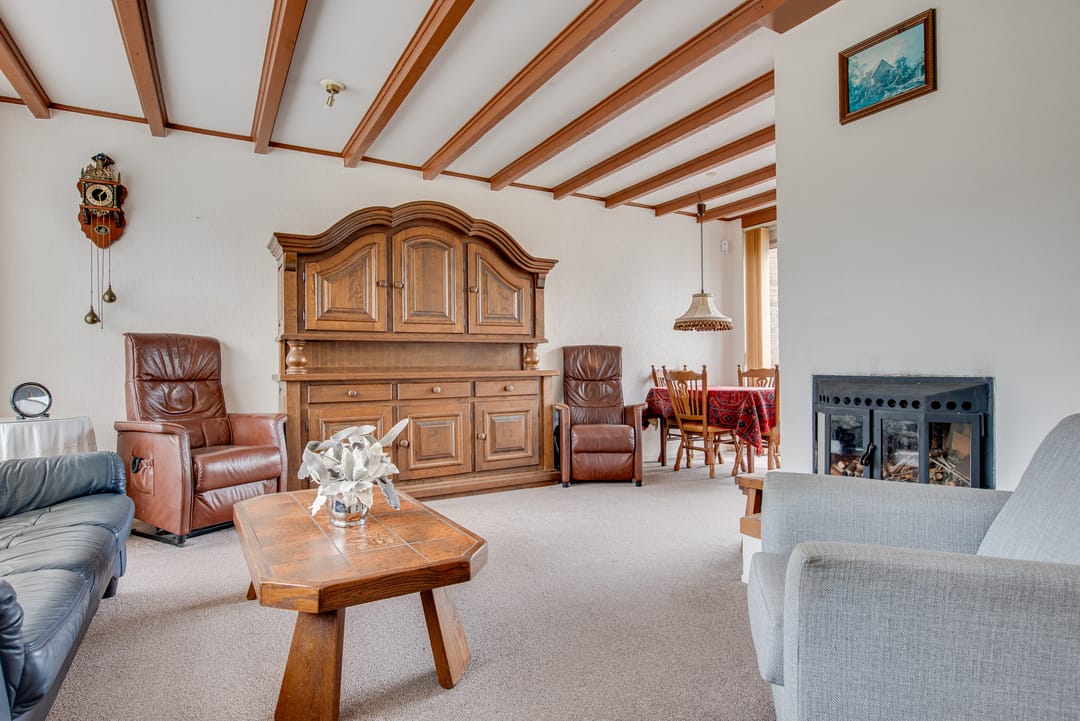 Foto 7 van Esdoornstraat 4