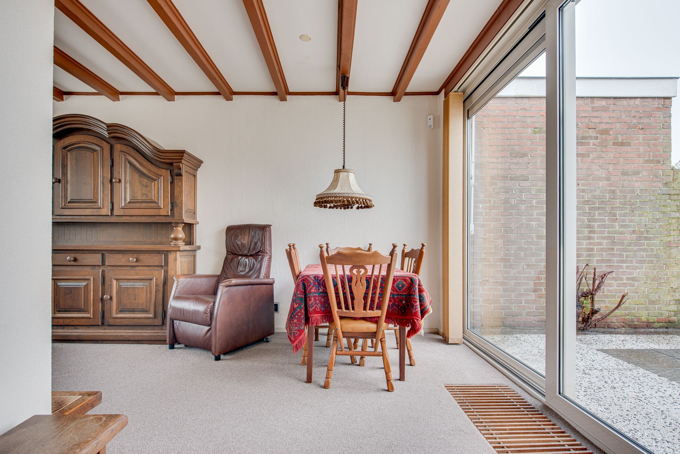 Foto 9 van Esdoornstraat 4