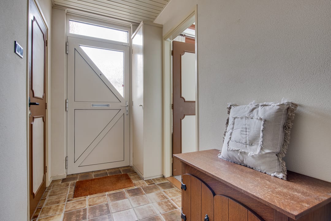 Foto 13 van Esdoornstraat 4