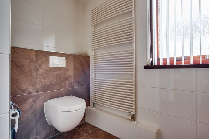 Photo 17 of Esdoornstraat 4