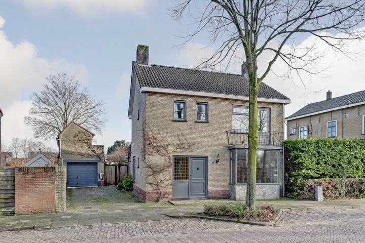 View photo of Lucia Eijckenstraat 6