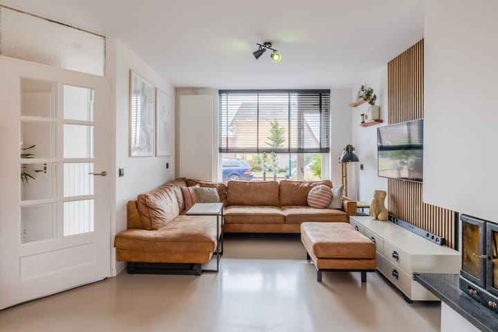 Foto 8 van Zwanebloem 15