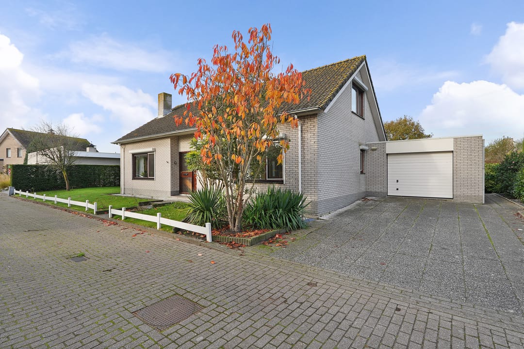 Foto 2 van Marga Klompelaan 21