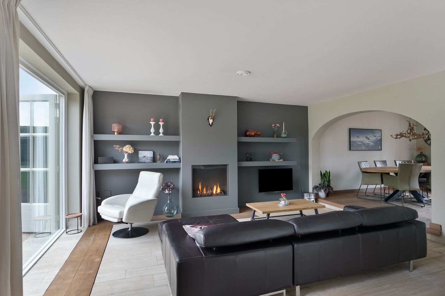 Photo 4 of Leijsenstraat 30-B