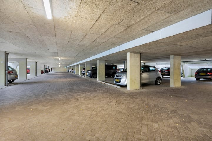 Foto 27 van Hof van Luxemburg 262