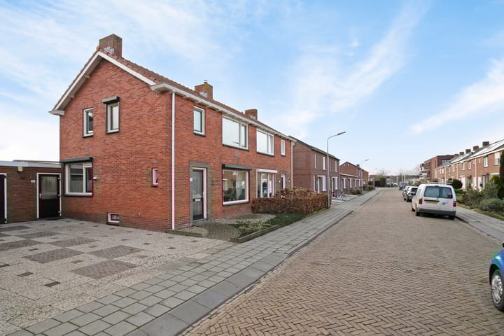 Foto 2 van Poststraat 15