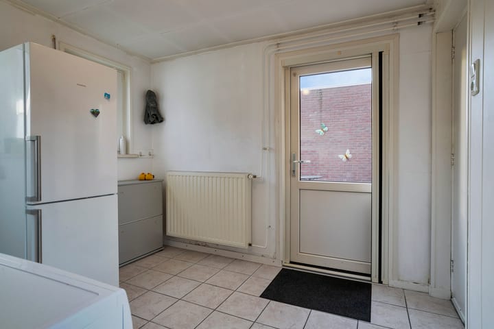 Foto 32 van Poststraat 15