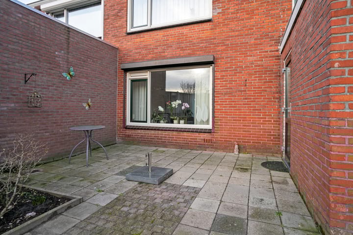 Foto 36 van Poststraat 15