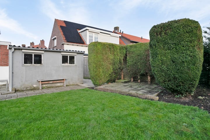 Foto 44 van Poststraat 15