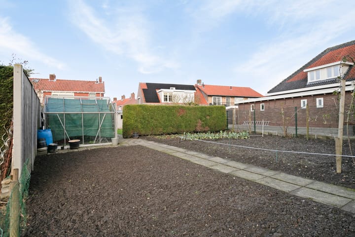 Foto 47 van Poststraat 15