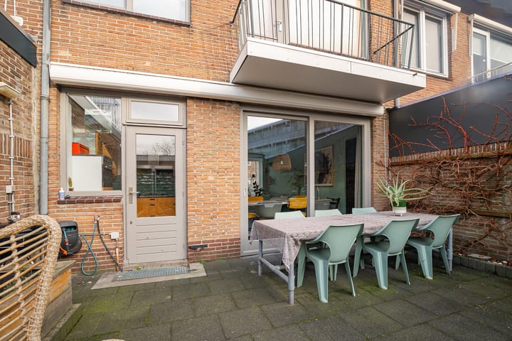 Foto 15 van Beneluxstraat 3