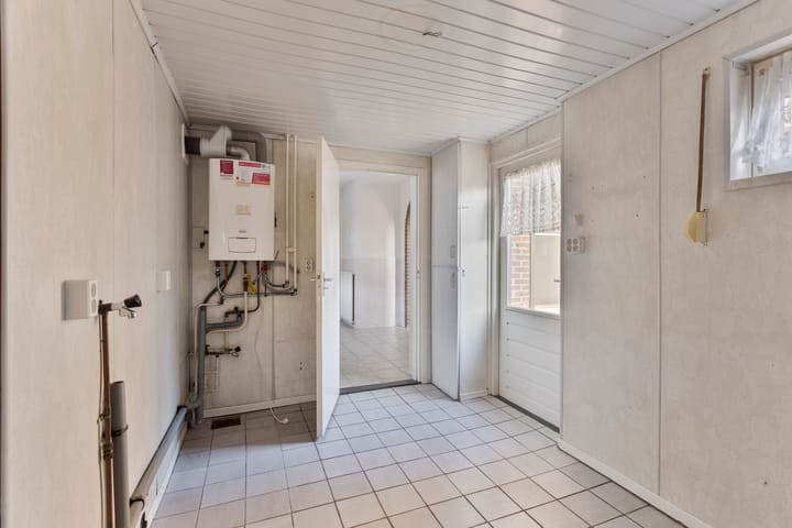 Foto 14 van Schoolstraat 11