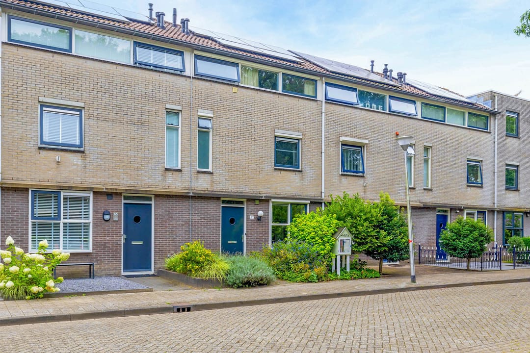 Photo 1 of Marathon 67