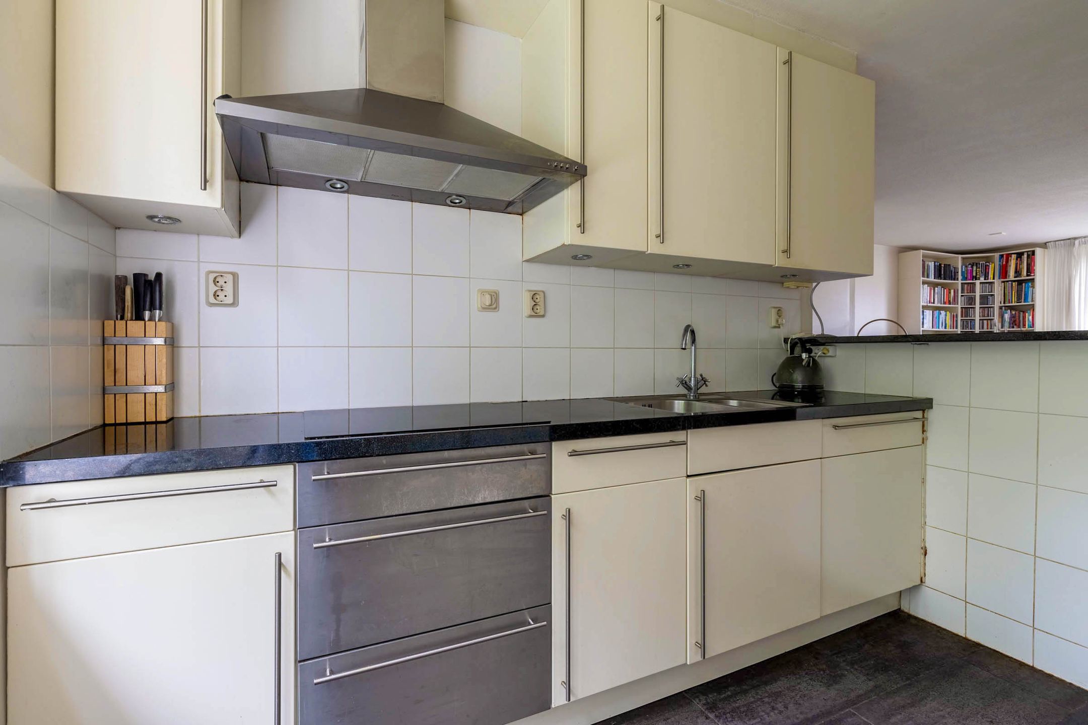 Photo 3 of Marathon 67