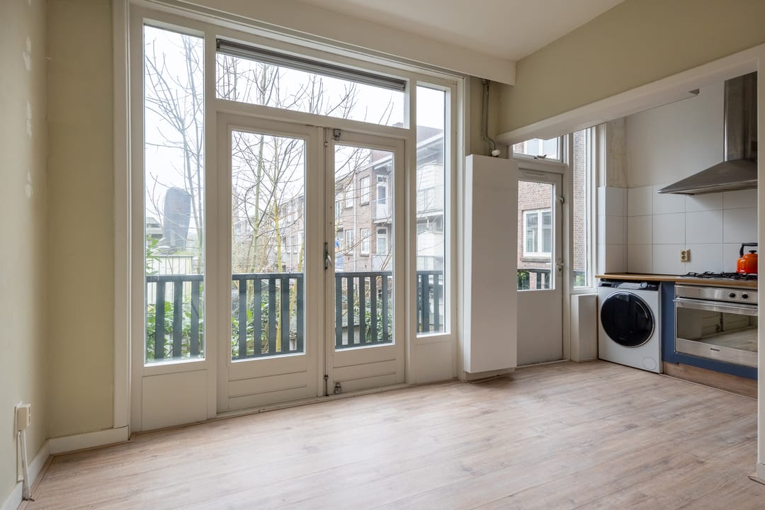 Photo 7 of Hubert Duyfhuysstraat 5-BS