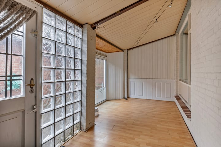 Foto 10 van von Hundtstraat 31