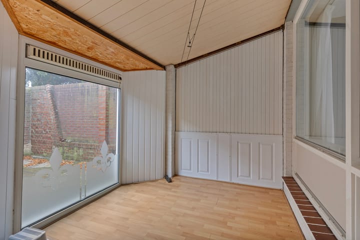 Foto 11 van von Hundtstraat 31