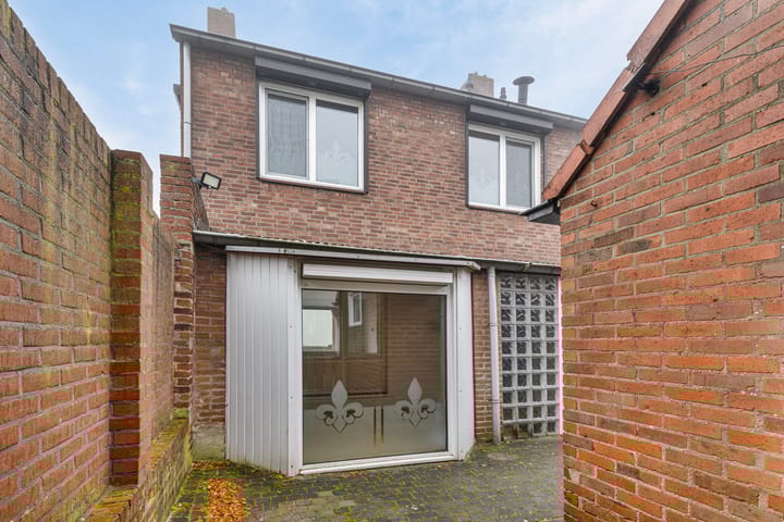 Foto 21 van von Hundtstraat 31