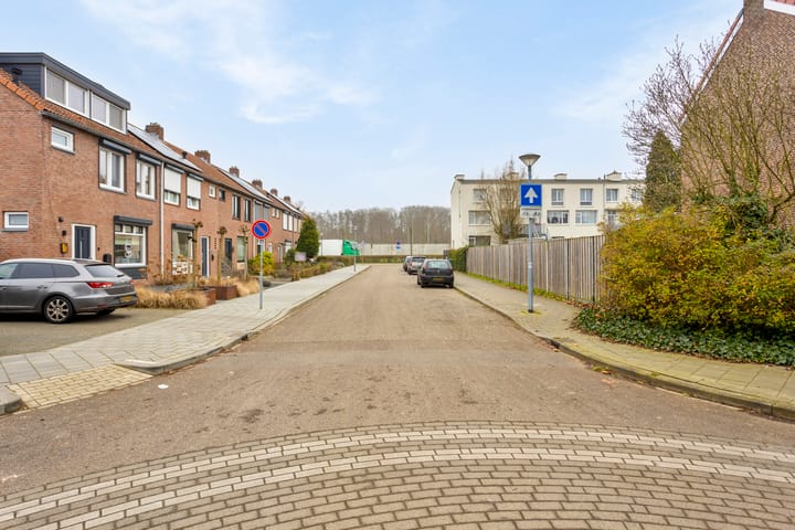 Foto 29 van von Hundtstraat 31