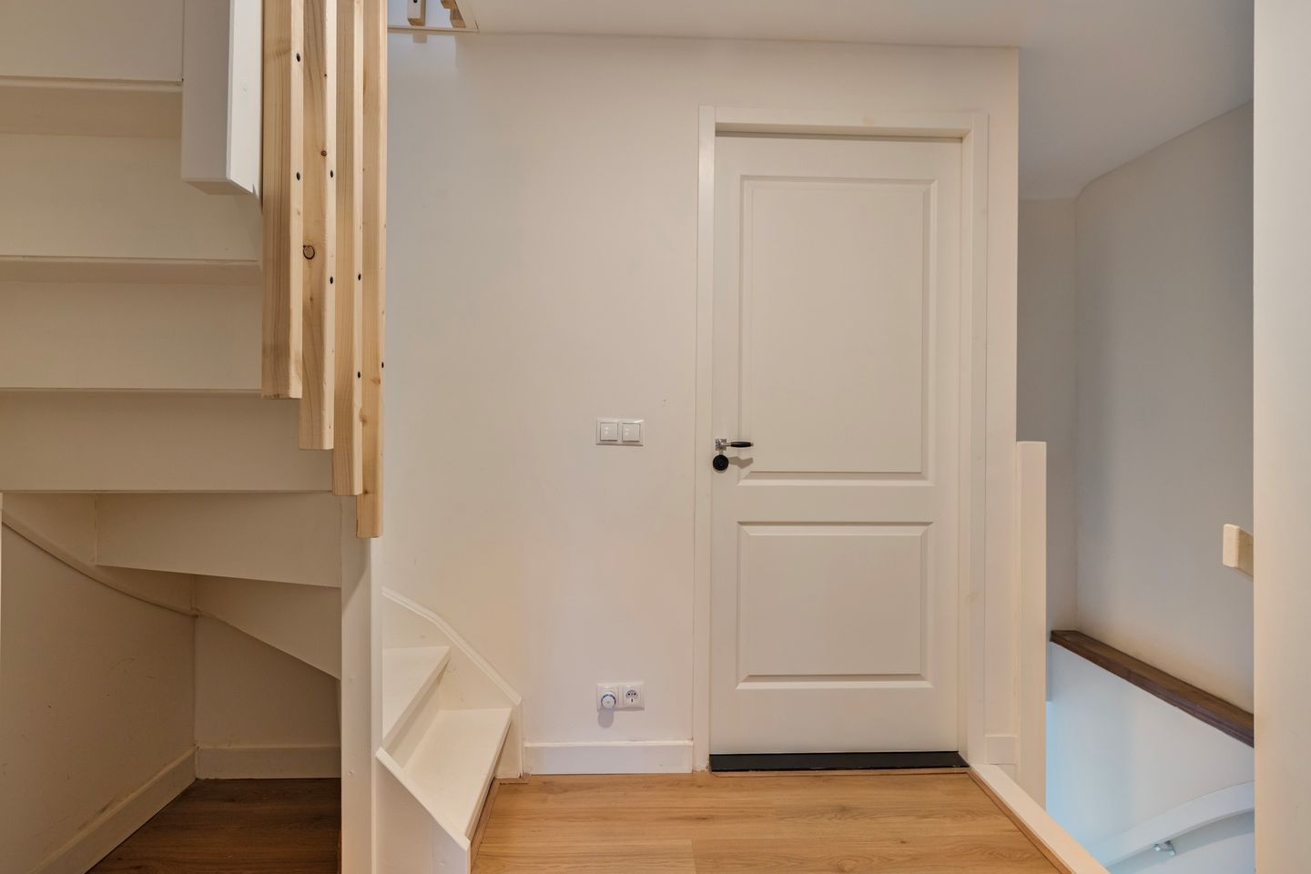 Foto 14 van Ambyerstraat Noord 84