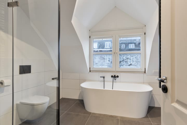 Foto 15 van Ambyerstraat Noord 84