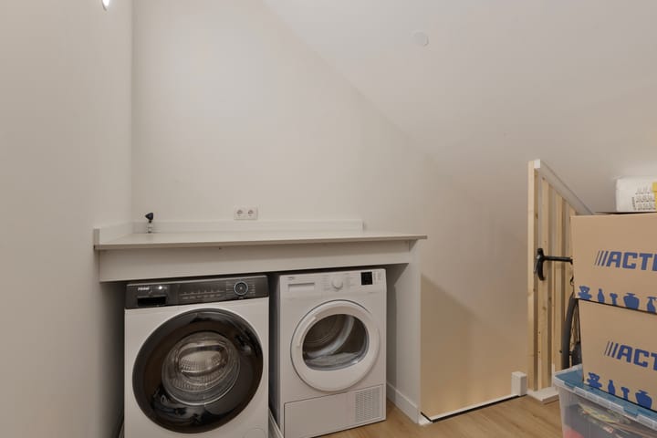 Foto 24 van Ambyerstraat Noord 84