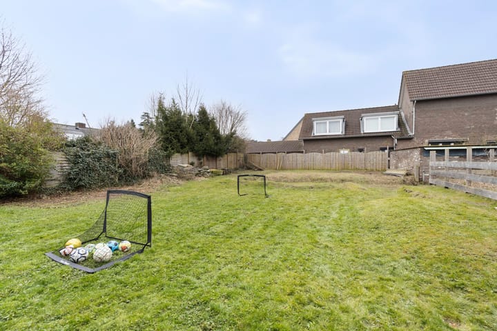 Foto 27 van Ambyerstraat Noord 84