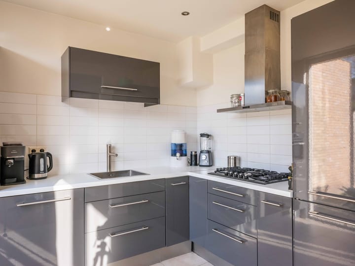 Foto 10 van Ereprijsweg 12