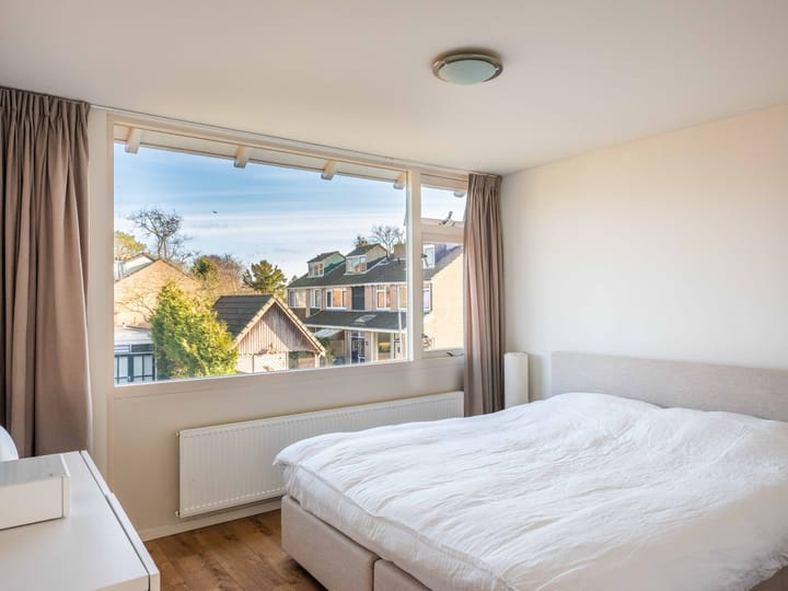 Foto 12 van Ereprijsweg 12