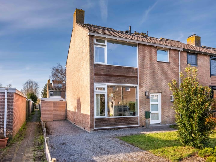 Foto 21 van Ereprijsweg 12