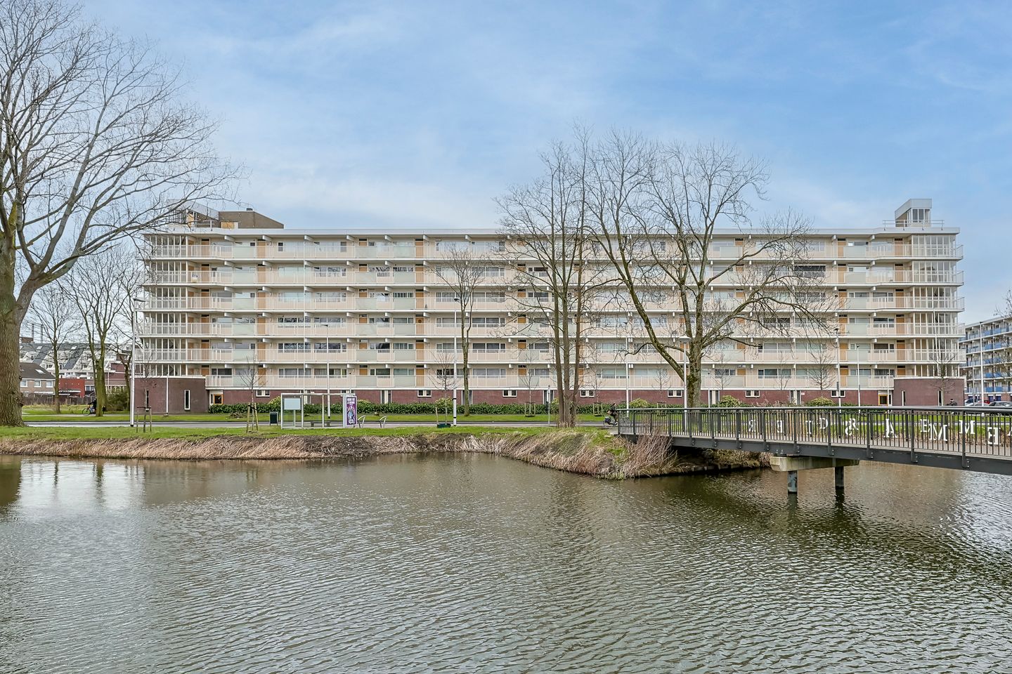 Foto 1 van Merelstraat 228