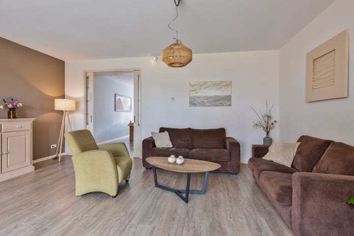 Photo 6 of Beekvloed 67