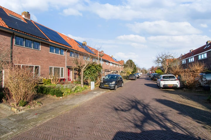 Bekijk foto 4 van B. van Rooijenstraat 15