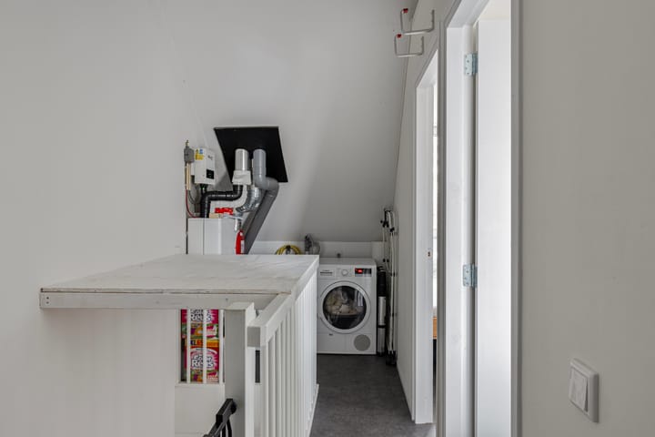 Foto 17 van Van Konijnenburgweg 8