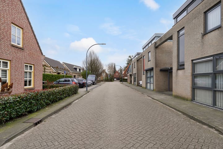 Foto 30 van Trampad 1-C