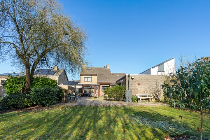 Foto 3 van Burgemeester Custerslaan 41